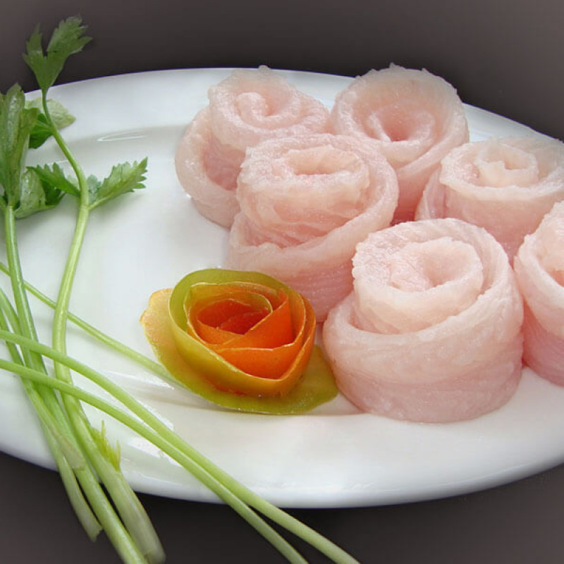 Cá Basa cuộn hoa hồng