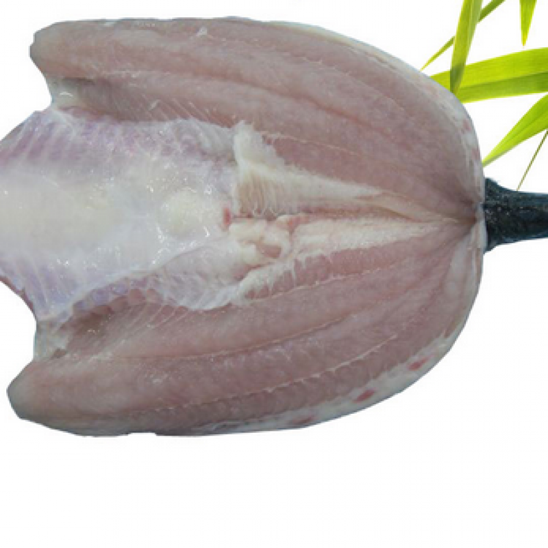 Tra nguyên con xẻ bướm