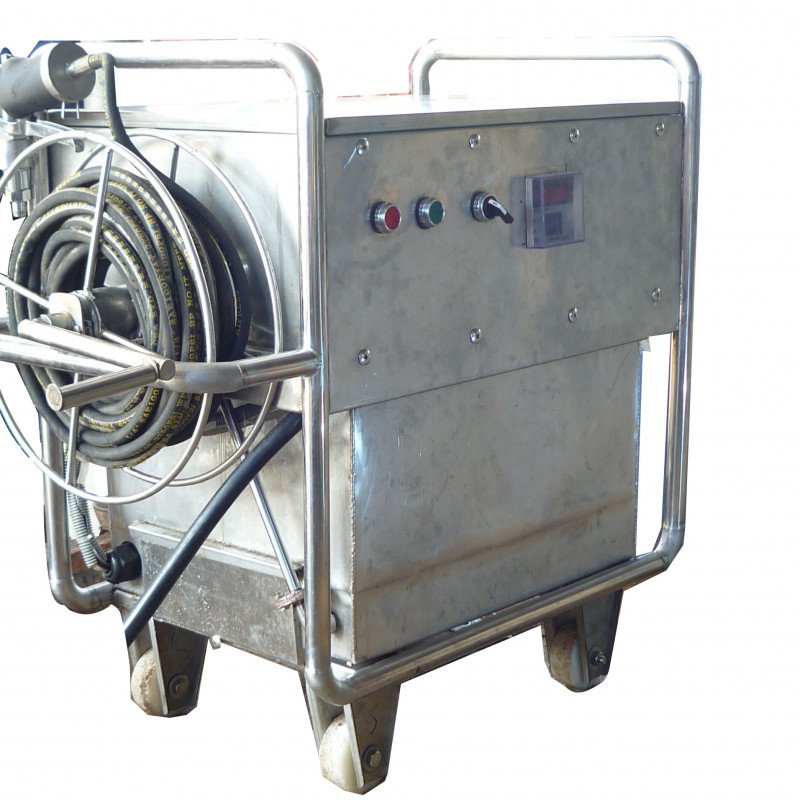 MÁY PHUN RỬA ÁP LỰC NƯỚC NÓNG