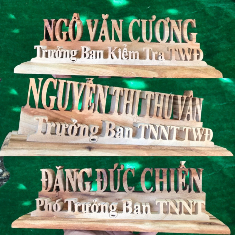 Bảng tên chức danh cắt thủ công