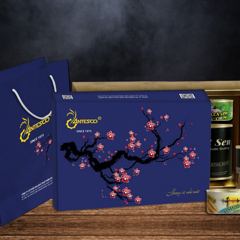 Bộ Sản phẩm Quà tặng (Hộp quà Cành Đào)